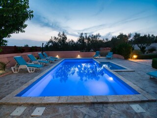 Maison de vacances Lovinac Enregistrement extérieur 12