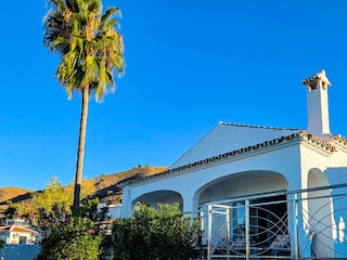 Enjoy exclusive use of the entire house...