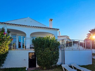 ... mit eigenem Garten ...