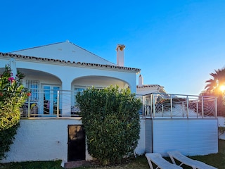 ... with its own garden ...