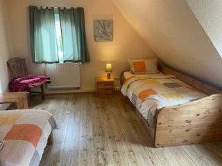 Schlafzimmer 2