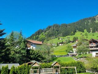 Aussicht vom Balkon Sommer