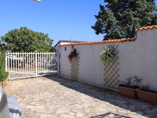 Apartment Valbandon  13