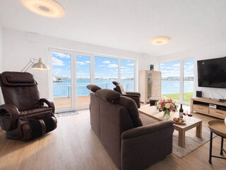 Direkt am Wasser, 75 Zoll TV, Wii U, Kamin, Massagesessel