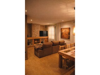 Chalet Posadas Features 4