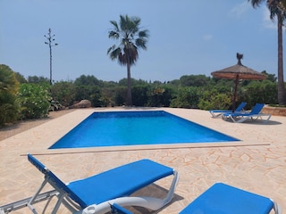 Pool frontal (10 x 5 m, 2 m tief)