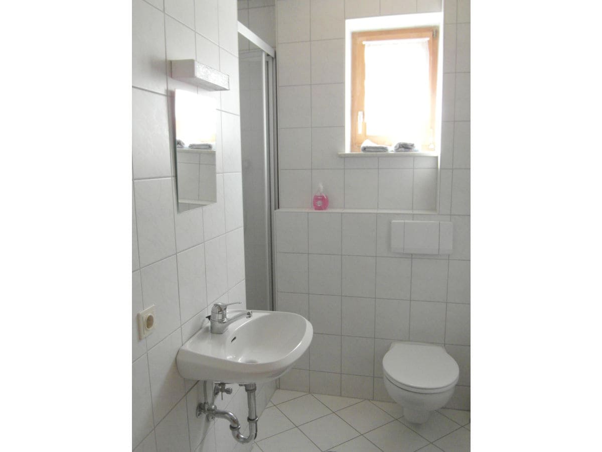 DU/WC je Schlafzimmer