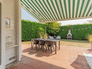 Die Terrasse mit Markise