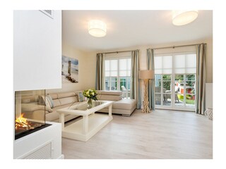 Wohnzimmer mit Kamin