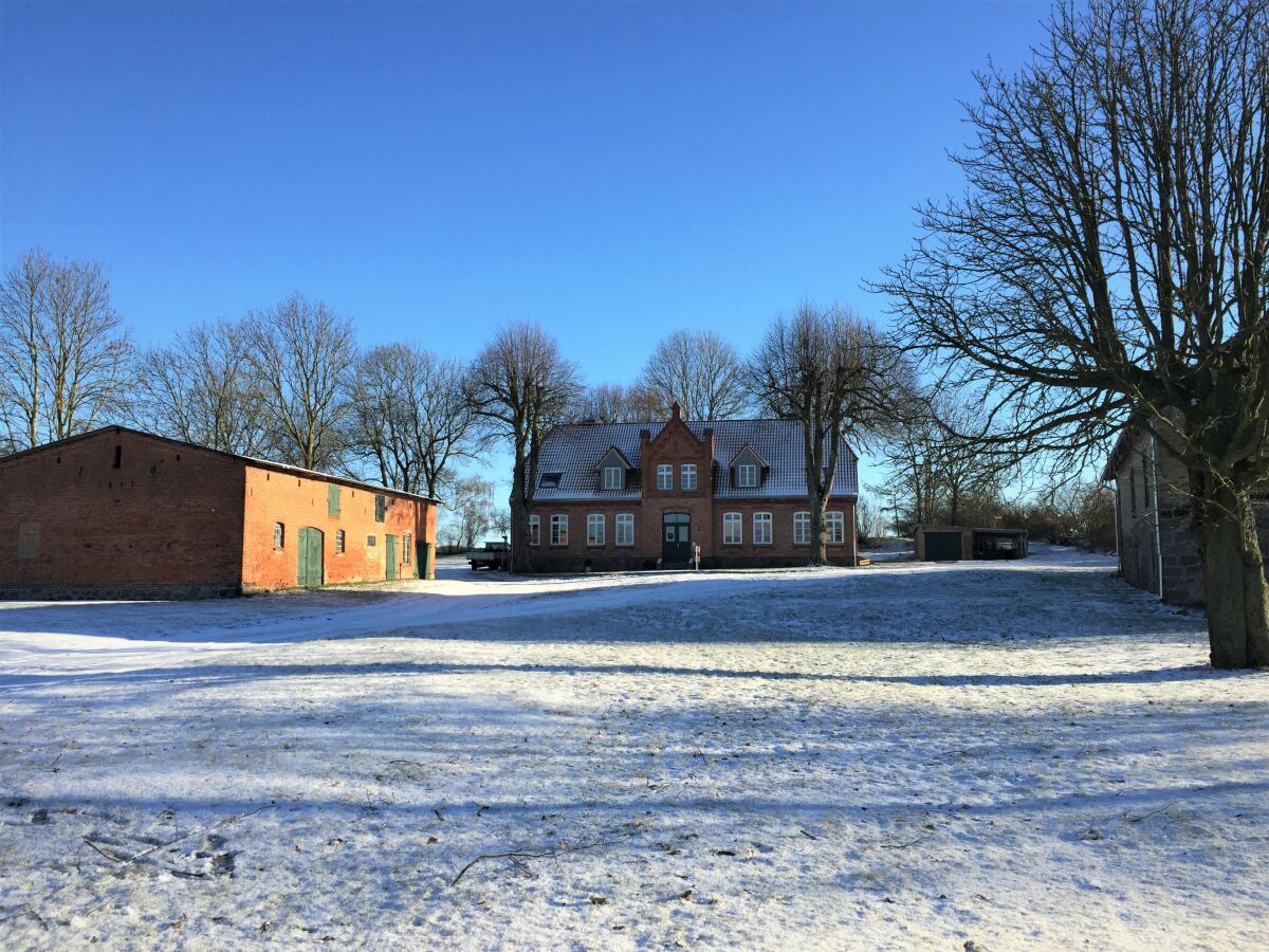 Winterzeit auf dem alten Gutshof Lübberstorf!