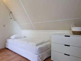 Zusatzbett im Schlafraum 1