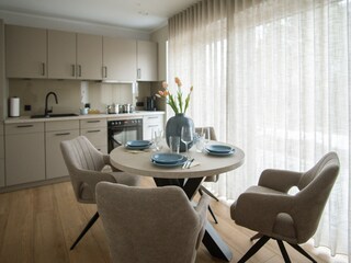 Wohn-, Schlaf- und Esszimmer