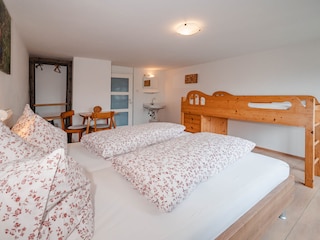 Zimmer 2 mit Hochbett
