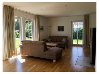 Wohnlandschaft mit Kamin