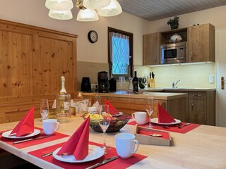 Küche mit Essbereich