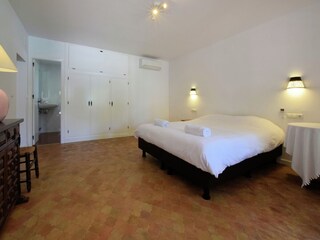 Villa Nueva Andalucía Features 30