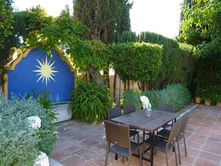 Villa Nueva Andalucía Buitenaudio-opname 17