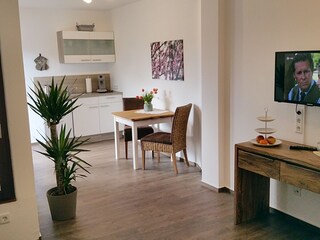 Essecke mit Küchenzeile