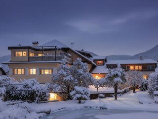 Kreuzwegerhof Nals in Winterstimmung