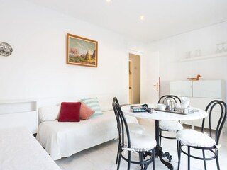 Apartment Llafranc Features 10