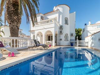 Villa Empuriabrava Enregistrement extérieur 1