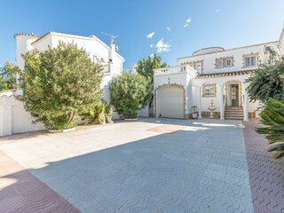 Villa Empuriabrava Buitenaudio-opname 10