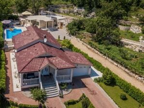 Villa Mia 2 - Six Bedroom Villa with Private Pool