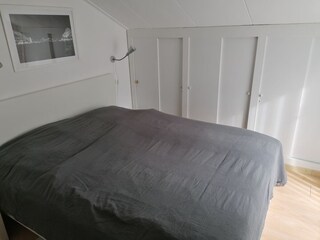 Schlafzimmer 3   oben