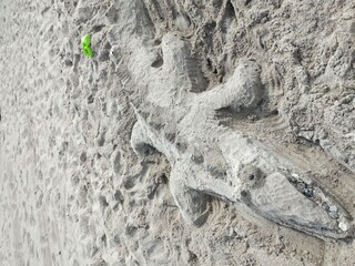 Spass mit dem Sand haben