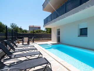 Apartment Povljana  6