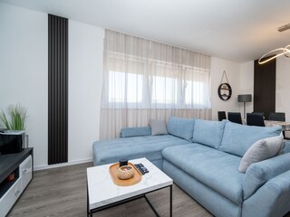 Apartment Povljana  13