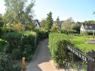 Holiday house De Koog Environment 35