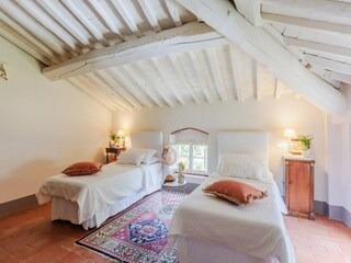 Villa Lucca Features 7