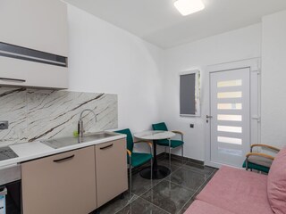 Apartment Dugi Rat  10