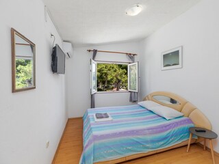 Apartment Dugi Rat  1