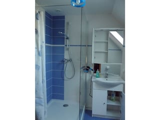 Bathroom on the upper floor