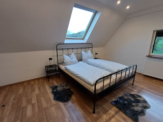 Beim Schorsch-Schlafzimmer 2