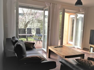 Ferienwohnung Gorxheimertal, Ausblick auf Terrasse