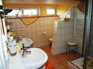 Bauernhof Heist, Bad