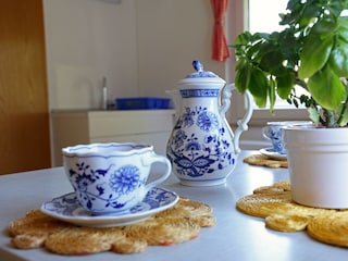 5_4Küche Detail Kaffeegeschirr