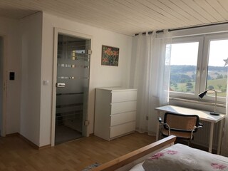 Fewo Johann- OG Schlafzimmer mit Bad