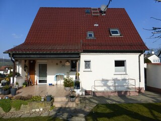 Ferienwohnung Baier, Gartenansicht