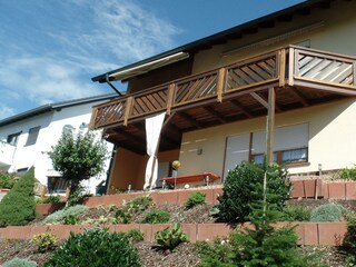 Fewo Fleckenstein-Hausansicht Gartenseite