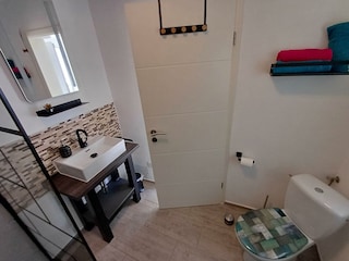 Fewo zum Finkenbachtal-Badezimmer