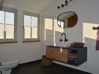 Hofgut-Badezimmer 2. OG