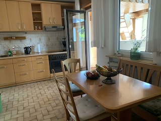 Ferienwohnung Blick ins Grüne, Küche vorderer Ber.