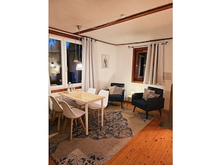 Haus im Grünen-Wohnbereich