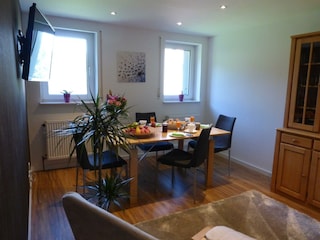 Ferienwohnung 1-Wohn- und Essbereich