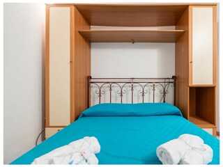 Apartment La Caletta Environment 5