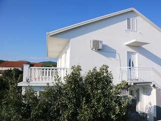 Apartment Zavalatica  2